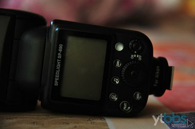 沃龍SP 690閃光燈 尼康用戶的TTL自動測光變焦利器與二手攝影器材選購指南